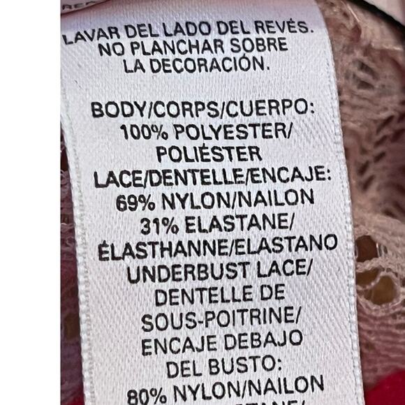 Victoria's Secret Women's Size Large Red Lace Lightweight Wedding Night Gown - Picture 3 of 10